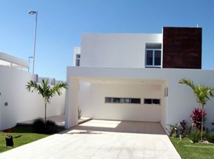 Casa Nueva en Venta en el Fraccionamiento Altabrisa de Mérida, Yucatán,  México | Bienes Raices Merida